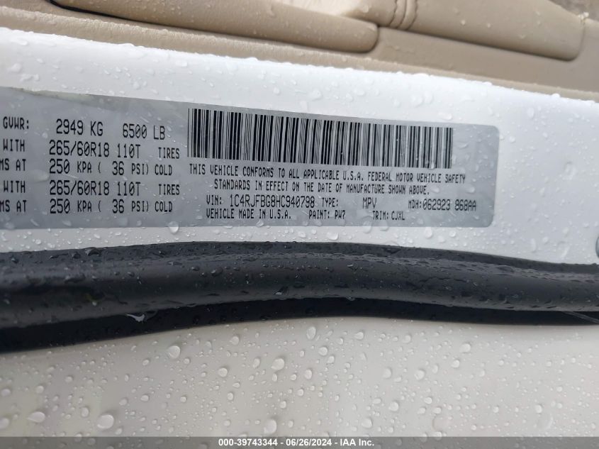 2017 Jeep Grand Cherokee Limited 4X4 VIN: 1C4RJFBG8HC940798 Lot: 39743344