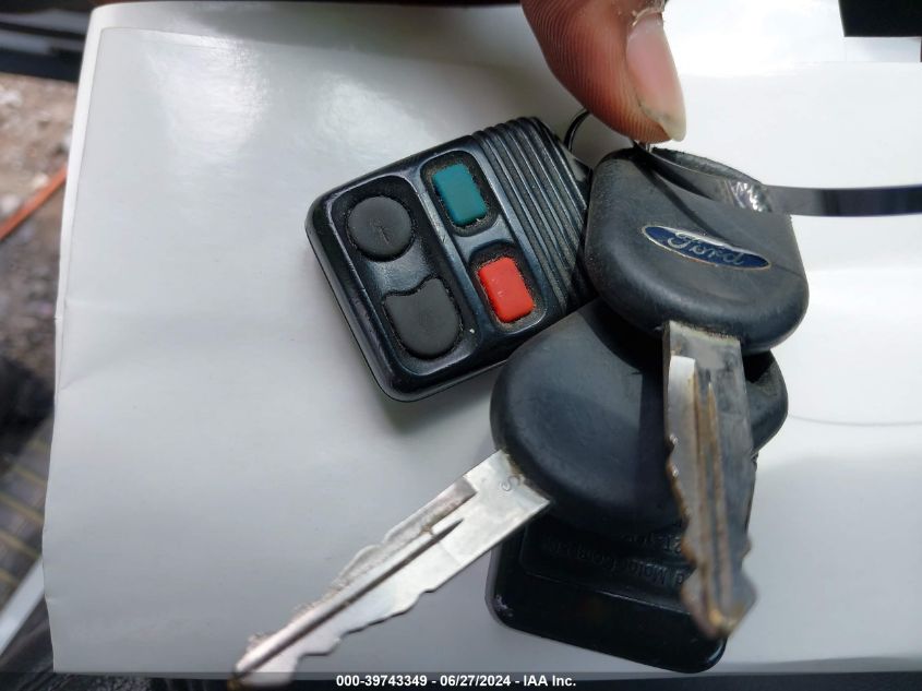 2002 Ford Explorer Xlt VIN: 1FMZU63K92UD11882 Lot: 39743349