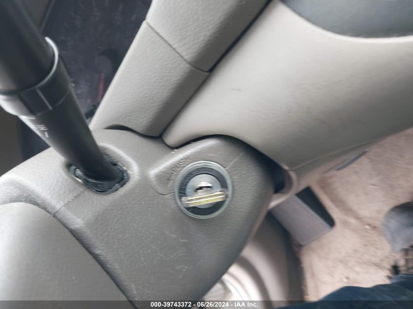 2005 Toyota Camry Le VIN: 4T1BE32K05U523217 Lot: 39743372