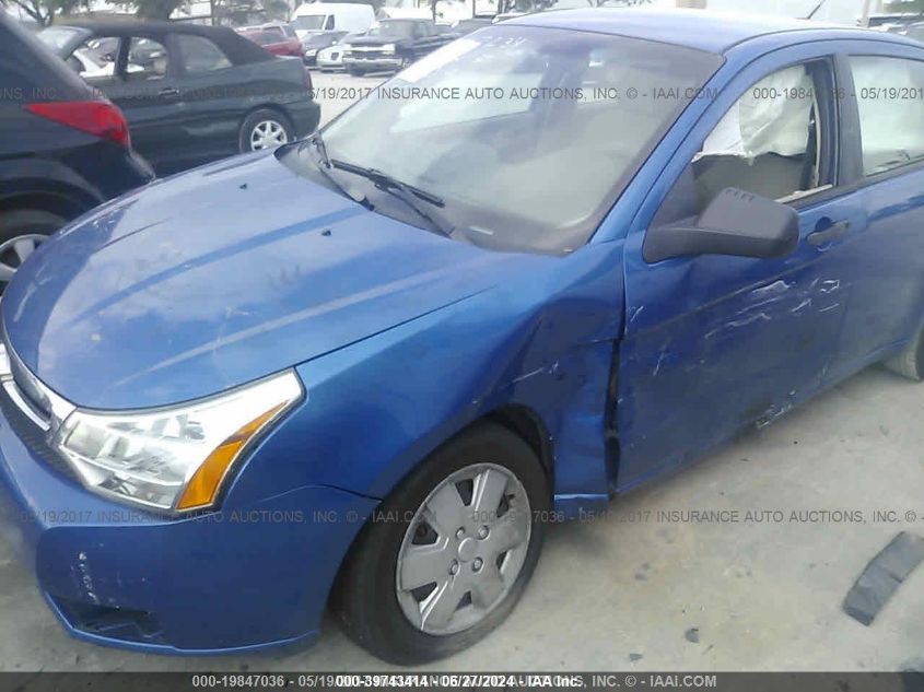 2011 Ford Focus S VIN: 1FAHP3EN6BW174925 Lot: 39743414