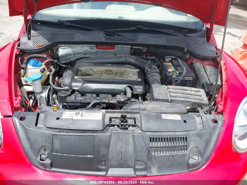 2013 Volkswagen Beetle 2.0T Turbo VIN: 3VWV67AT8DM646490 Lot: 39743593