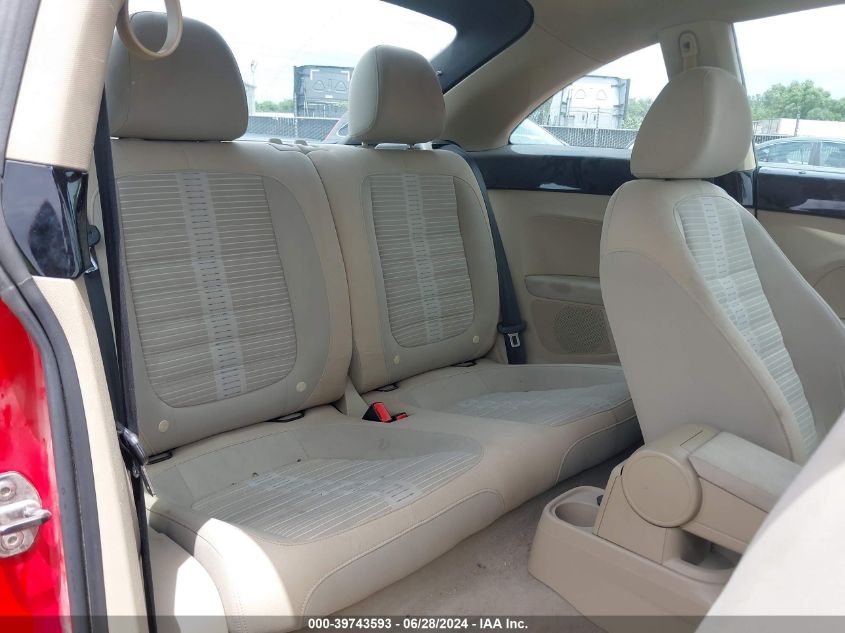 2013 Volkswagen Beetle 2.0T Turbo VIN: 3VWV67AT8DM646490 Lot: 39743593