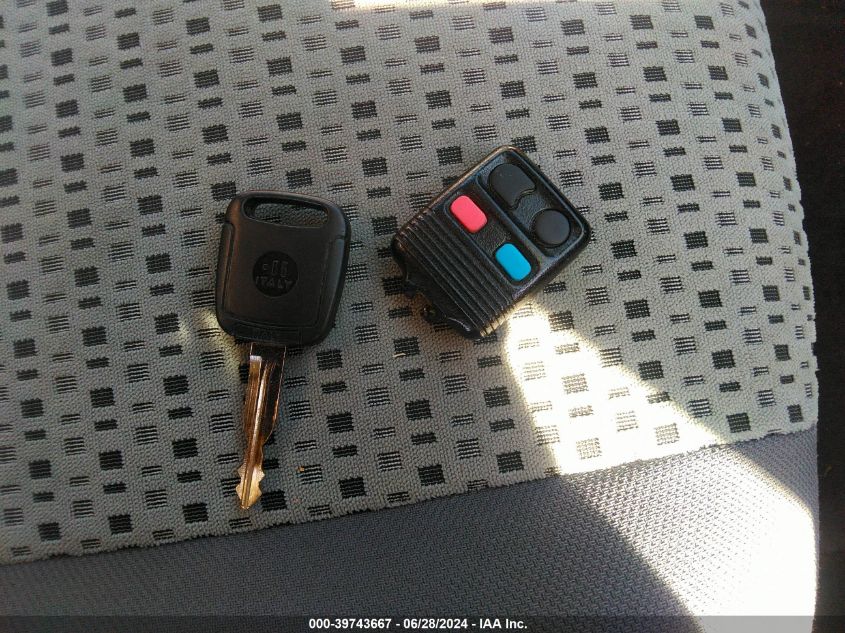 2007 Ford Focus Zx4/S/Se/Ses VIN: 1FAFP34NX7W145170 Lot: 39743667