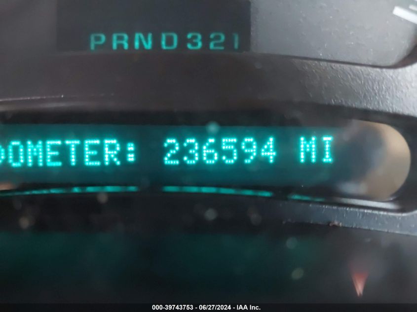 2005 Chevrolet Tahoe K1500 VIN: 1GNEK13T65R196967 Lot: 39743753