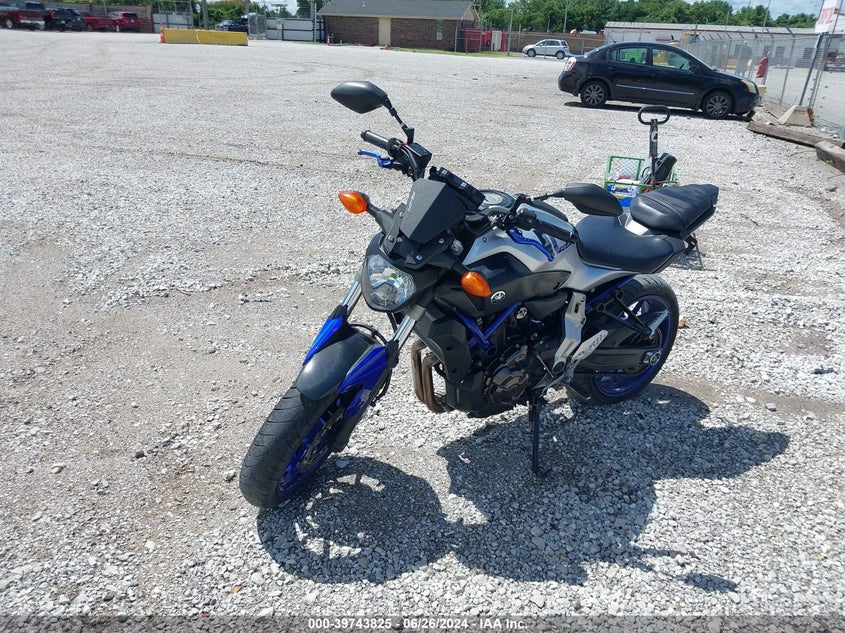 2016 YAMAHA FZ07 JYARM06E4GA008004