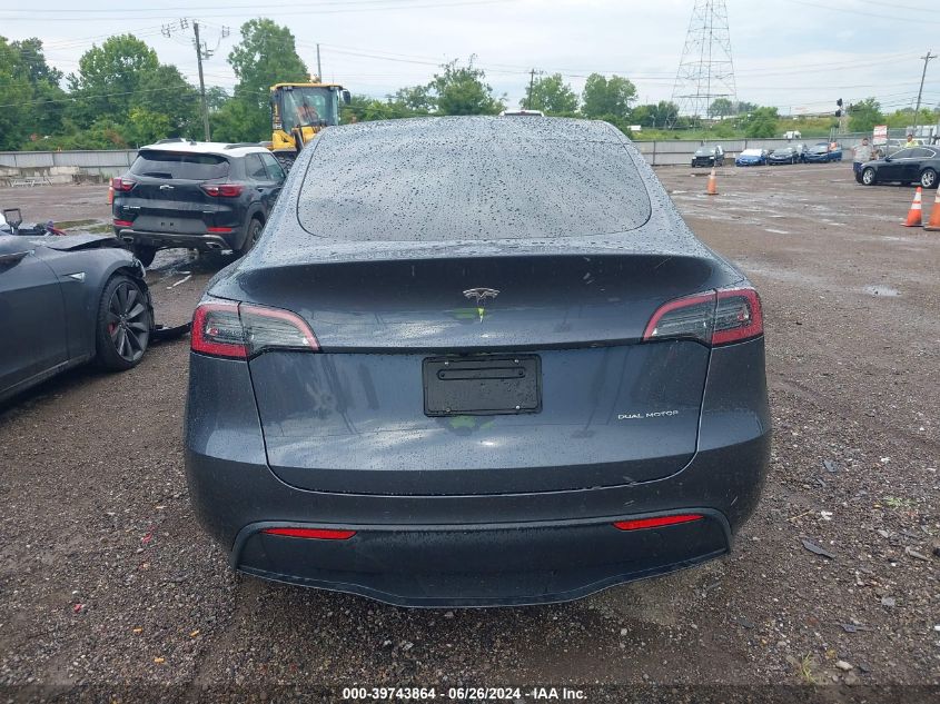 2022 Tesla Model Y Long Range Dual Motor All-Wheel Drive VIN: 7SAYGAEE0NF523751 Lot: 39743864