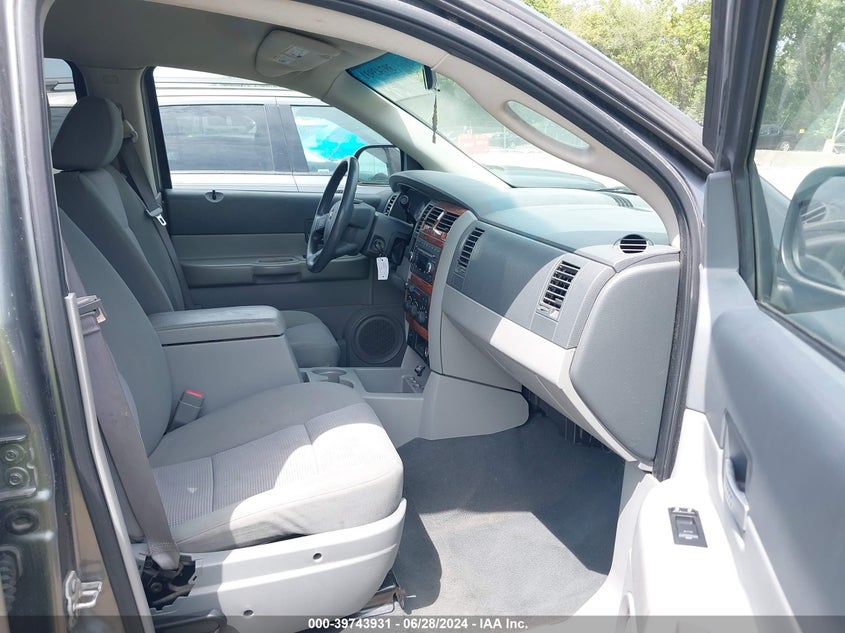 2008 Dodge Durango Slt VIN: 1D8HB48NX8F123366 Lot: 39743931