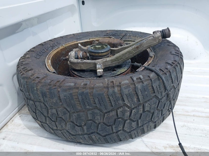 2015 Ram 1500 Big Horn VIN: 1C6RR7LT3FS744692 Lot: 39743932