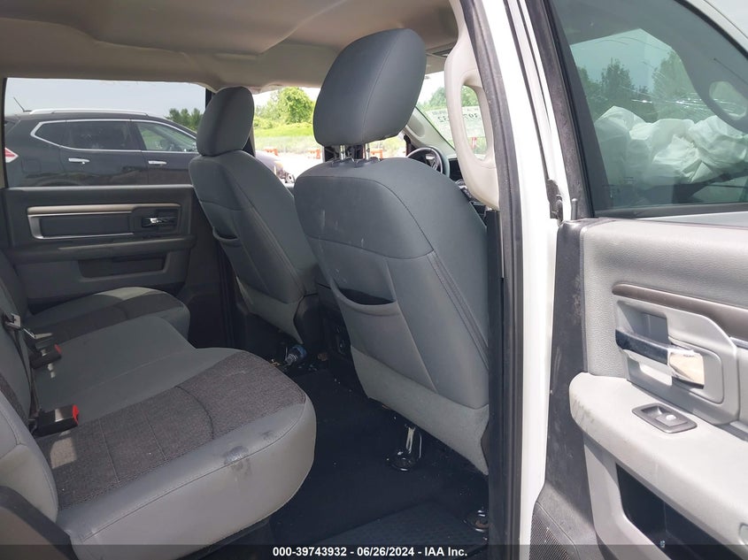 2015 Ram 1500 Big Horn VIN: 1C6RR7LT3FS744692 Lot: 39743932