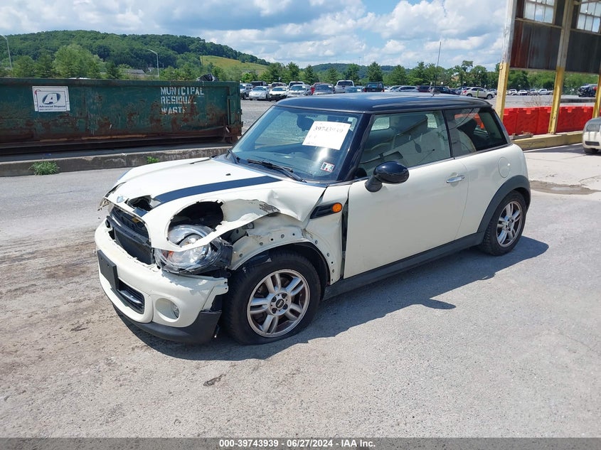 2013 MINI HARDTOP COOPER - WMWSU3C56DT371851