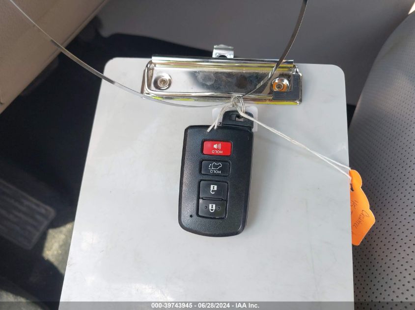 2015 Toyota Highlander Limited V6 VIN: 5TDYKRFH4FS119481 Lot: 39743945