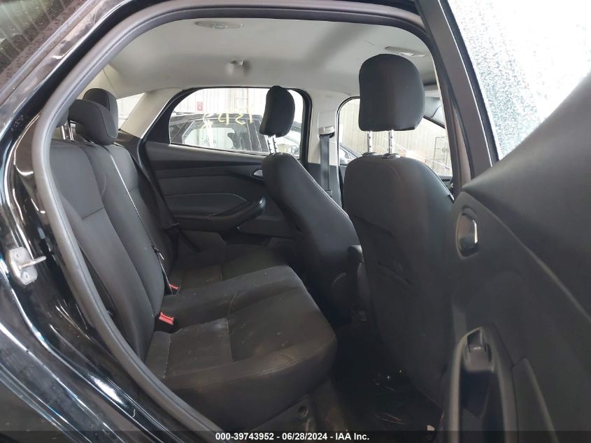 2016 Ford Focus Se VIN: 1FADP3F25GL246144 Lot: 39743952