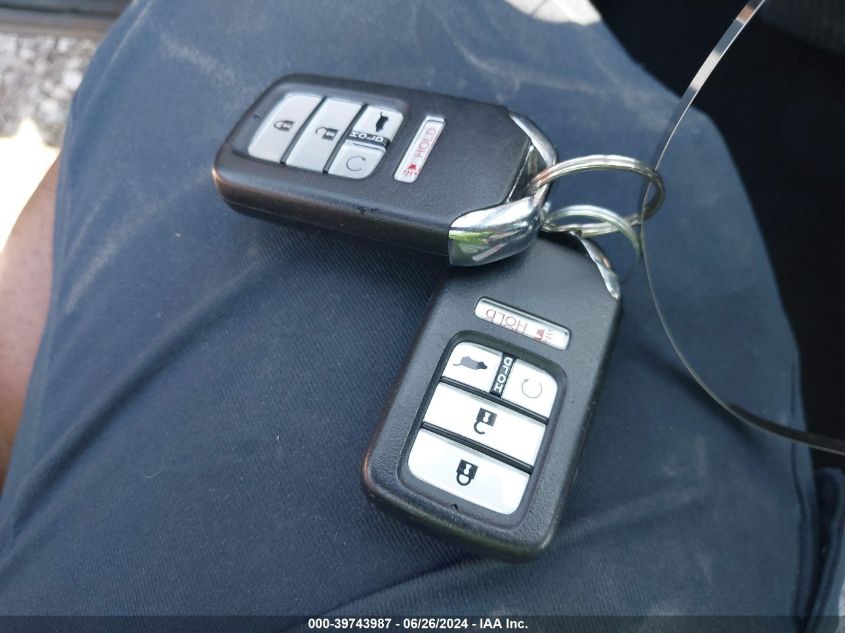 2019 Honda Cr-V Ex-L VIN: JHLRW2H86KX017989 Lot: 39743987