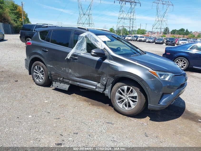 2018 TOYOTA RAV4 HYBRID LE - JTMRJREV2JD239069