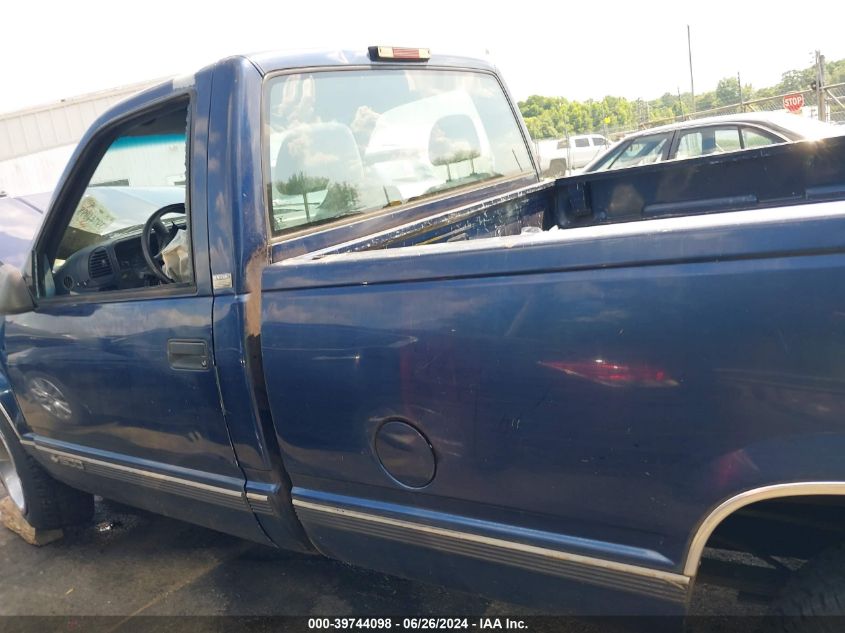 1995 Chevrolet Gmt-400 C1500 VIN: 1GCEC14H1SZ194393 Lot: 39744098