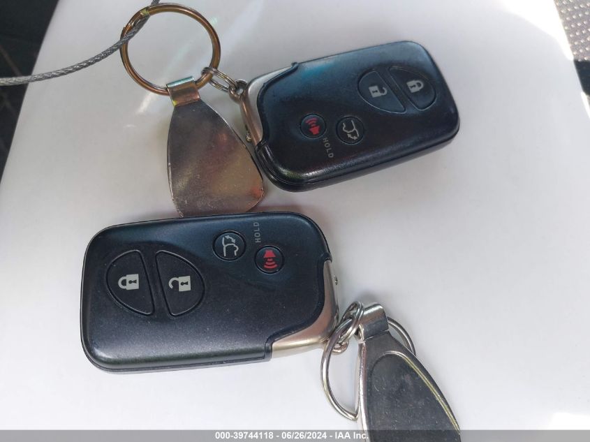 2011 Lexus Lx 570 VIN: JTJHY7AX5B4076645 Lot: 39744118