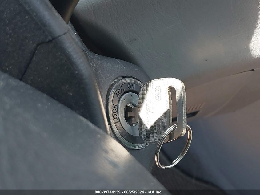 2005 Toyota Highlander V6 VIN: JTEGP21A050072946 Lot: 39744139