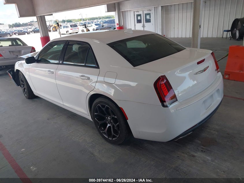 VIN 2C3CCABG0KH537944 2019 CHRYSLER 300 S