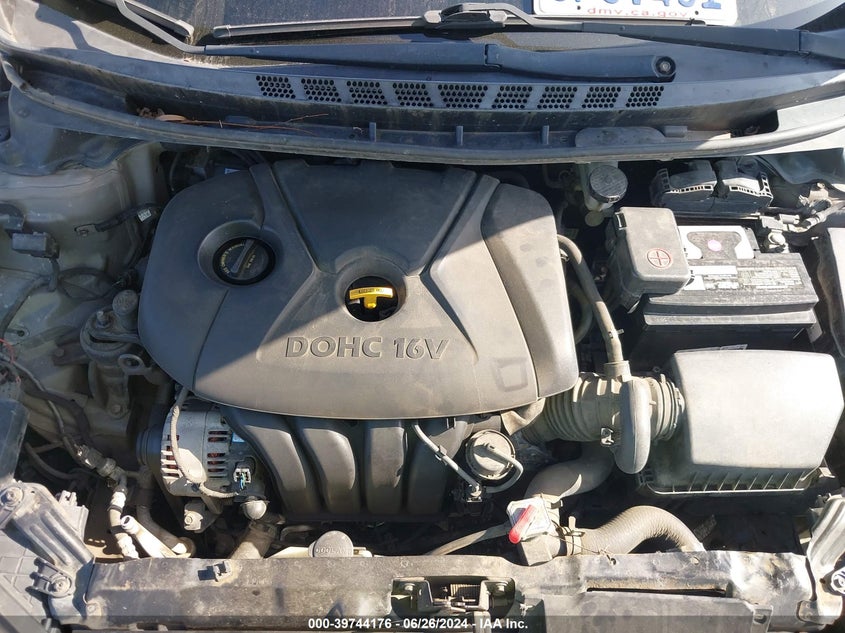 2014 Hyundai Elantra Se/Sport/Limited VIN: 5NPDH4AE3EH482825 Lot: 39744176