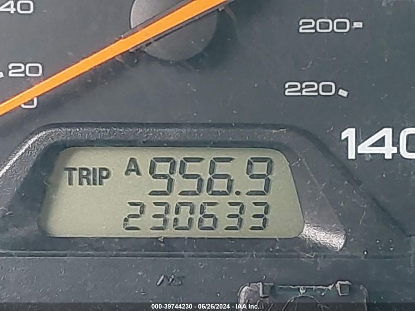 2002 Honda Odyssey Lx VIN: 2HKRL18592H567429 Lot: 39744230