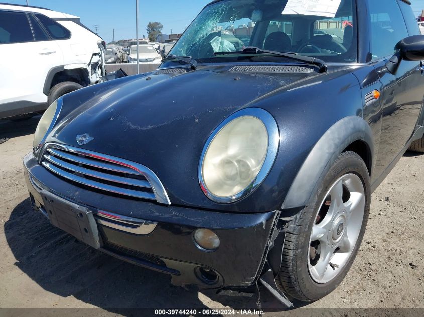 2005 Mini Cooper VIN: WMWRC33415TJ67713 Lot: 39744240