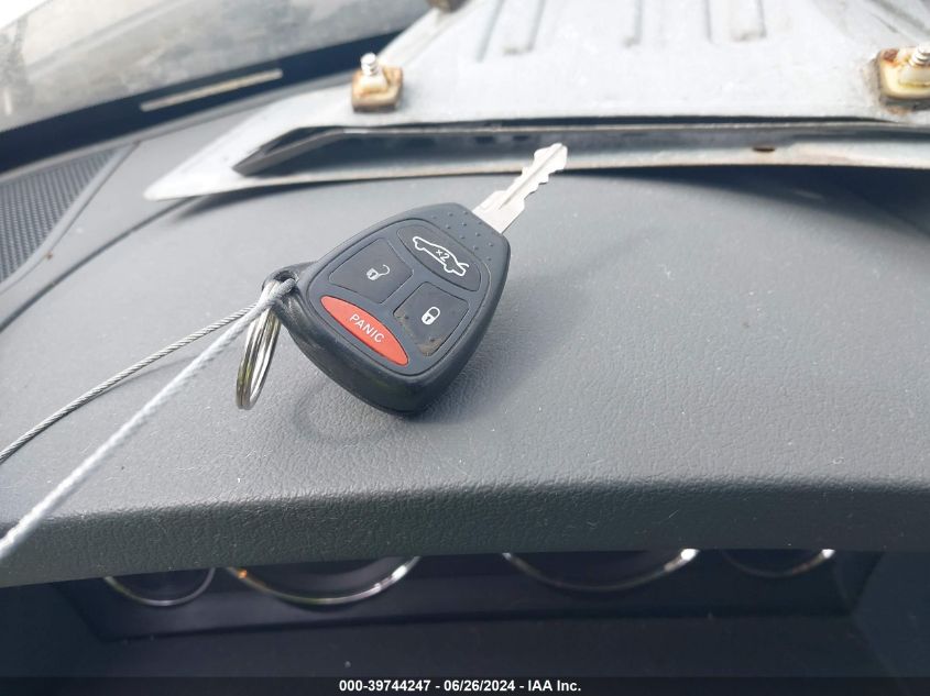 2007 Jeep Grand Cherokee Laredo VIN: 1J8GR48K17C677786 Lot: 39744247