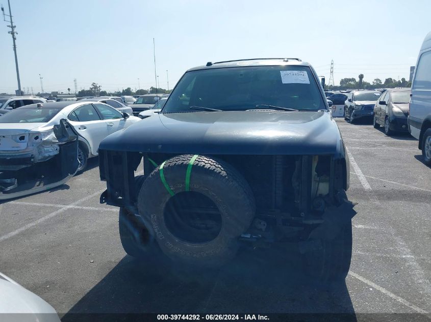 2004 Chevrolet Tahoe C1500 VIN: 1GNEC13T64J302540 Lot: 39744292