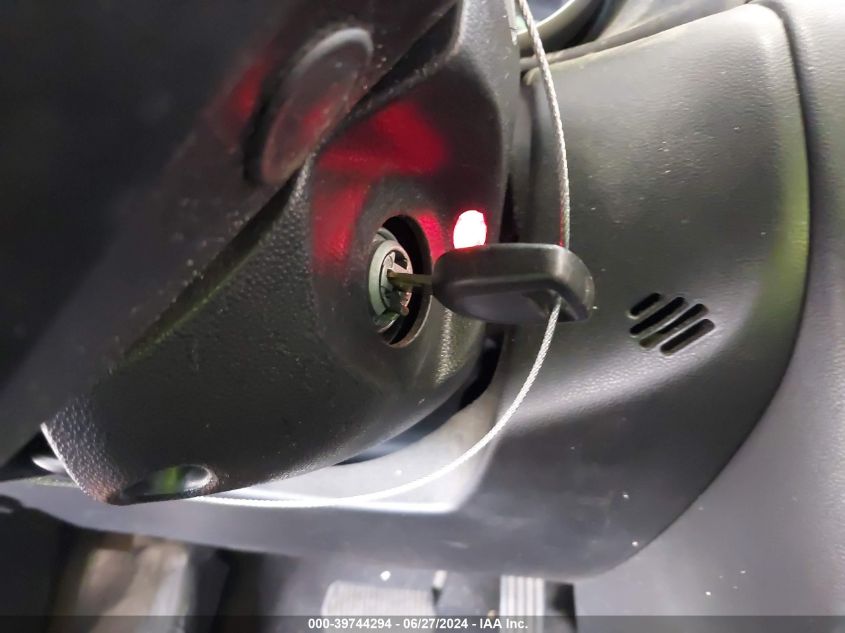 2005 Mazda Mazda3 I VIN: JM1BK12F951272204 Lot: 39744294