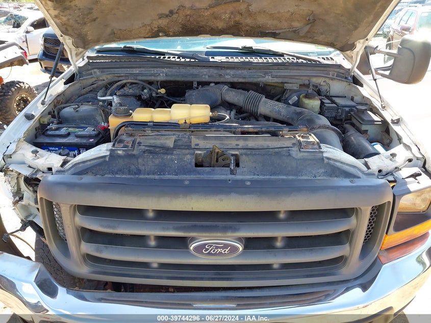 1999 Ford F-250 Lariat/Xl/Xlt VIN: 1FTNF21L2XEA73148 Lot: 39744296