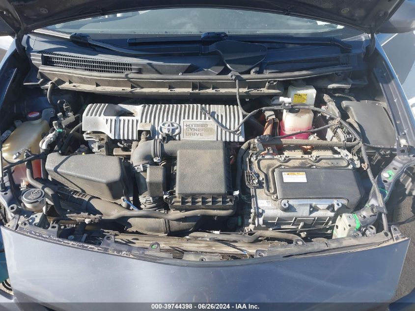 2015 Toyota Prius Two VIN: JTDKN3DUXF1992871 Lot: 39744398