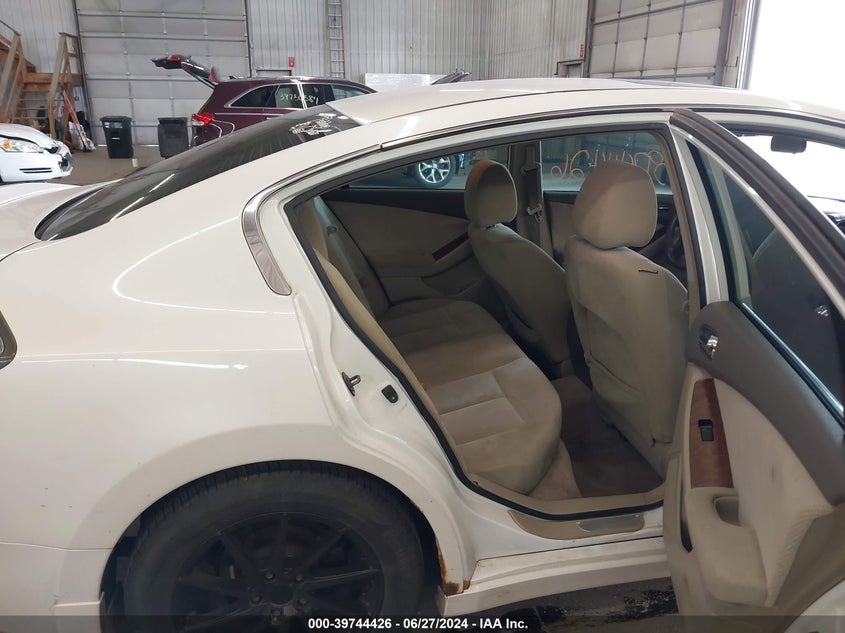 2008 Nissan Altima 3.5Se/3.5Sl VIN: 1N4BL21E78C175805 Lot: 39744426