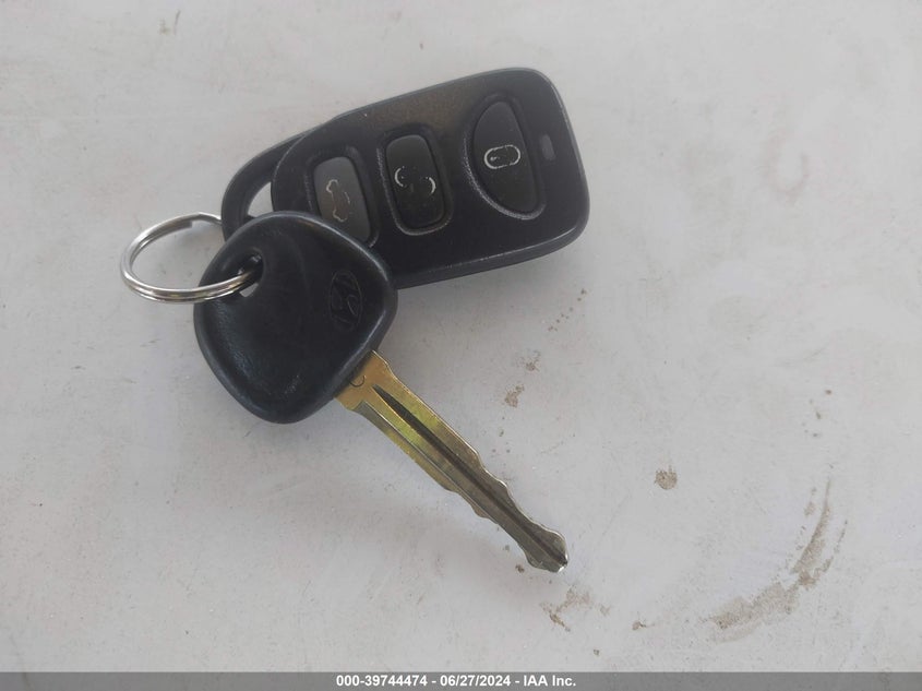 2012 Hyundai Elantra Gls/Limited VIN: 5NPDH4AE0CH080482 Lot: 39744474