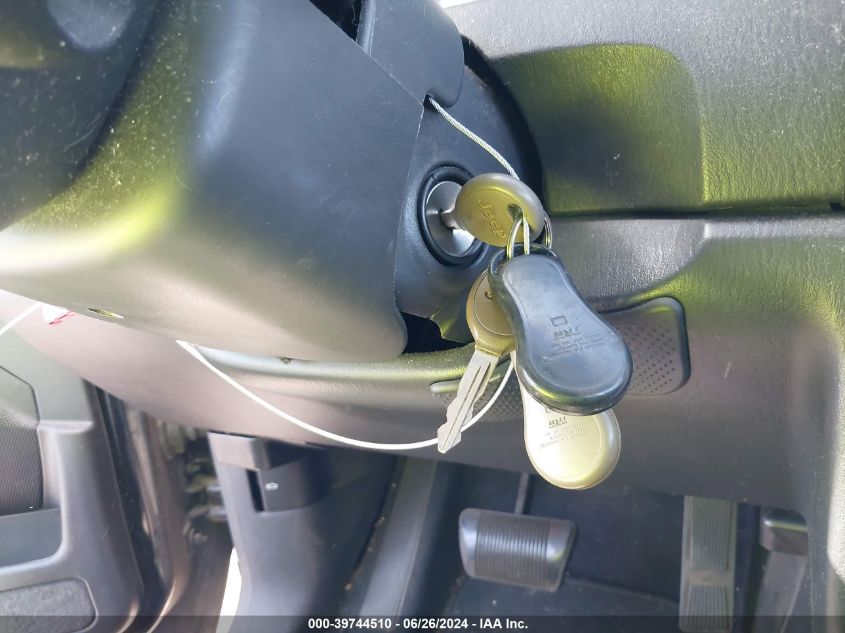 2002 Jeep Grand Cherokee Limited VIN: 1J4GW58N52C157819 Lot: 39744510