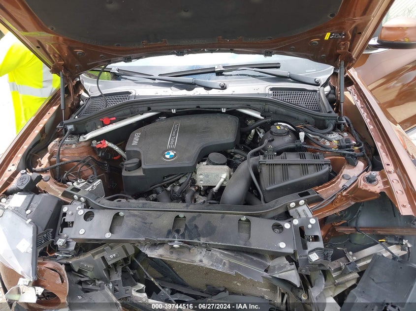 2017 BMW X3 xDrive28I VIN: 5UXWX9C3XH0T19674 Lot: 39744516