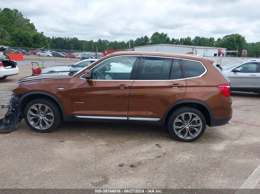 2017 BMW X3 xDrive28I VIN: 5UXWX9C3XH0T19674 Lot: 39744516