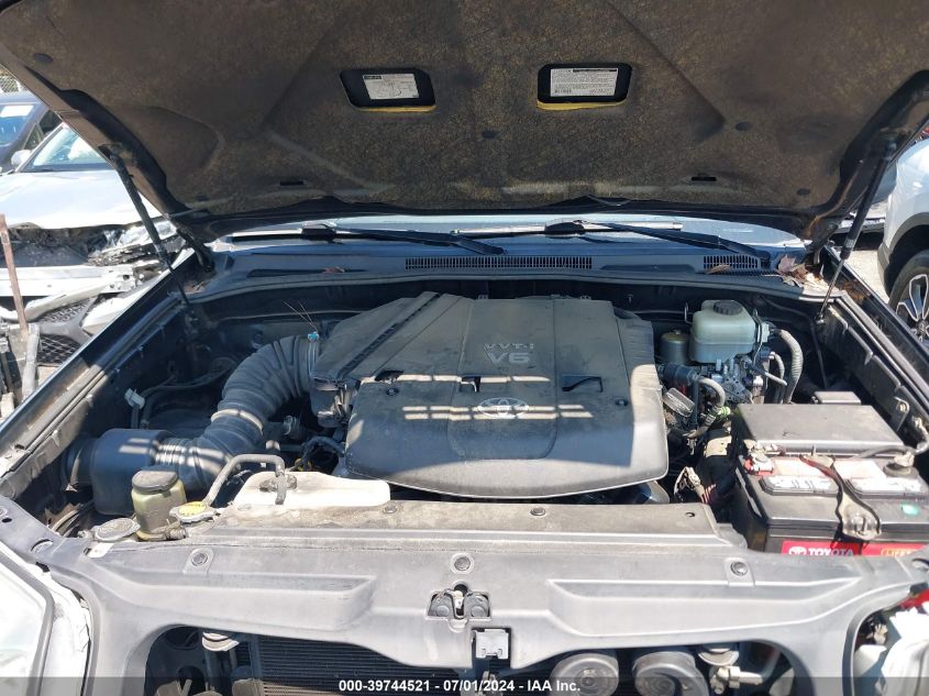 2005 Toyota 4Runner Sr5 V6 VIN: JTEZU14R458040743 Lot: 39744521