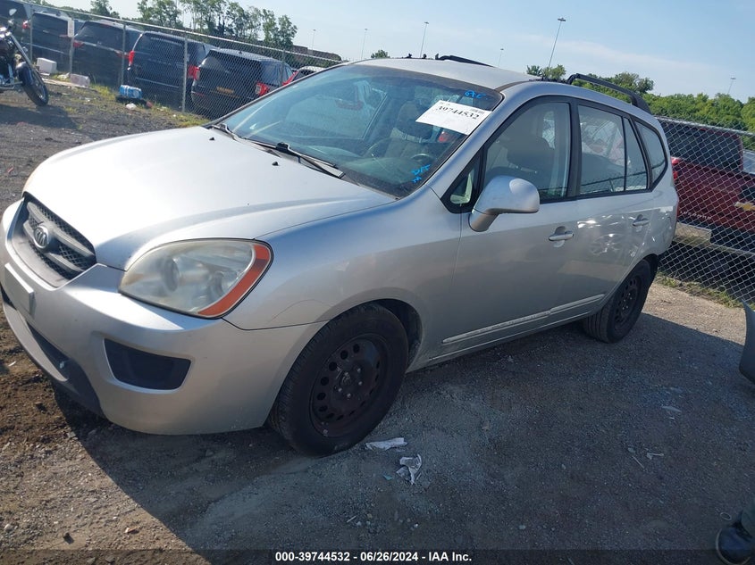 2009 Kia Rondo Lx VIN: KNAFG528897241490 Lot: 39744532