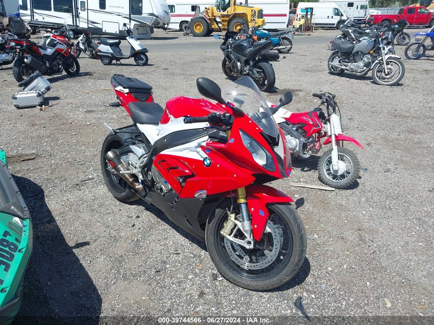 2015 BMW S 1000 RR - WB10D2101FZ352987