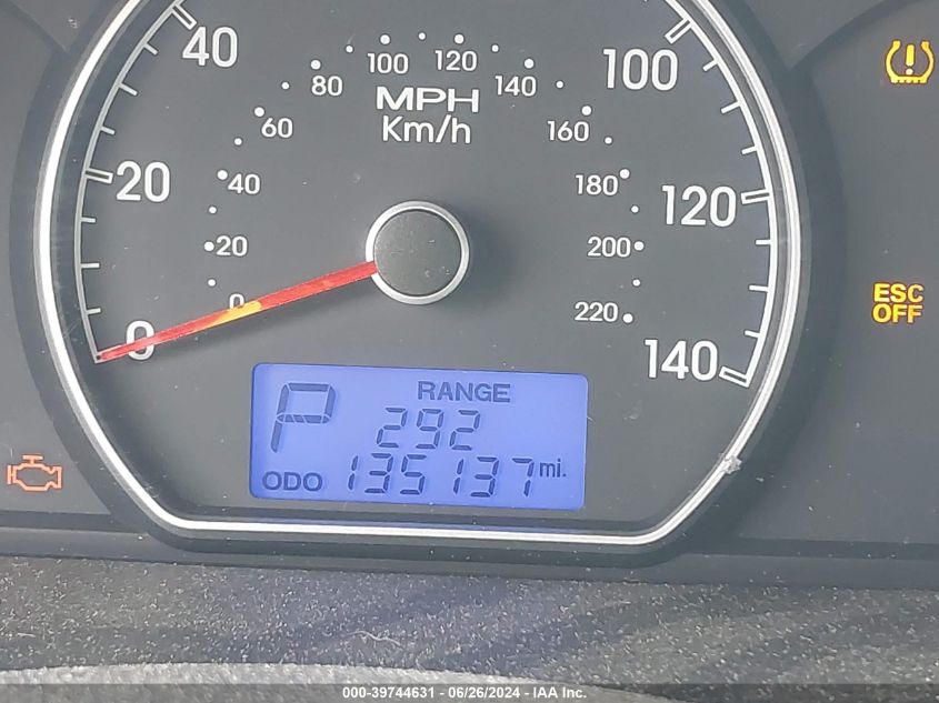 KMHDU4AD3AU875626 2010 Hyundai Elantra Se