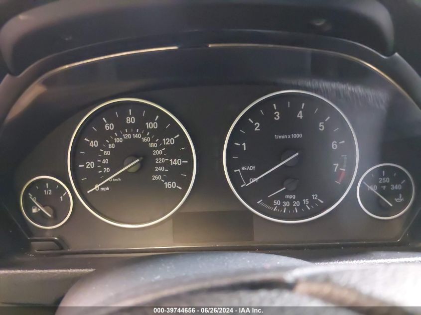 2018 BMW 320I xDrive VIN: WBA8E5G55JNU46116 Lot: 39744656