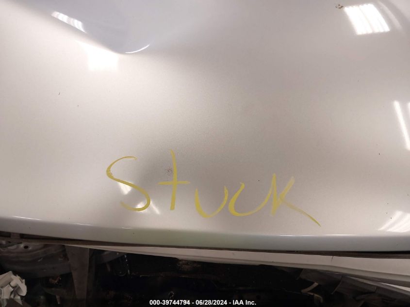 2004 Toyota 4Runner Sr5/Sport VIN: JTEBU14R340053031 Lot: 39744794