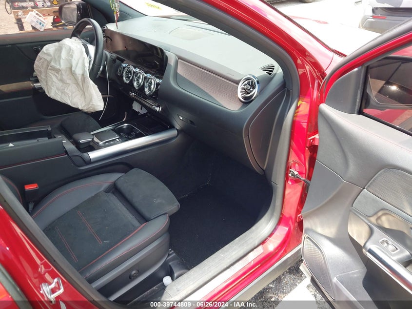 2023 MERCEDES-BENZ GLA 250 - W1N4N4GB1PJ448195