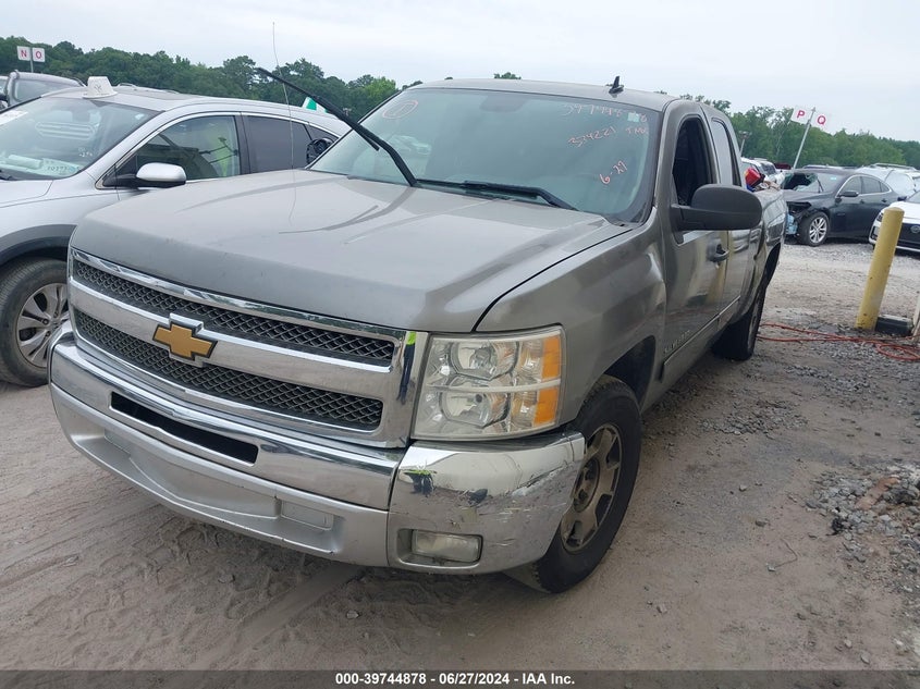 2013 CHEVROLET SILVERADO 1500 LT - 1GCRCSE01DZ334221
