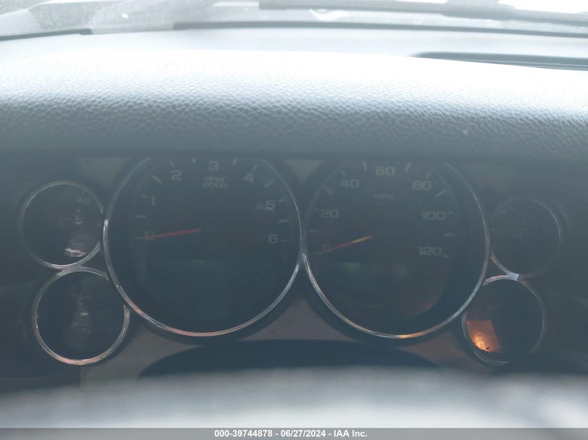 2013 CHEVROLET SILVERADO 1500 LT - 1GCRCSE01DZ334221