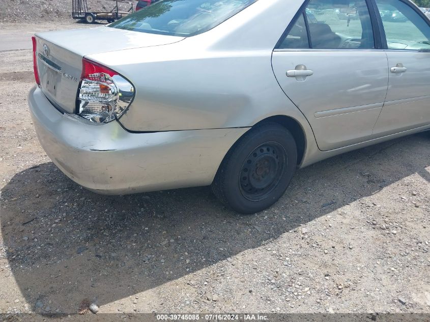 2003 Toyota Camry Le VIN: 4T1BE32K03U211024 Lot: 39745085