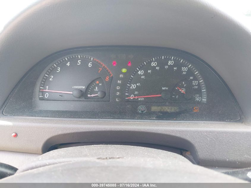 2003 Toyota Camry Le VIN: 4T1BE32K03U211024 Lot: 39745085