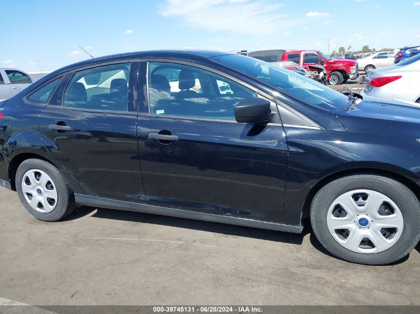 2017 Ford Focus S VIN: 1FADP3E26HL267040 Lot: 39745131
