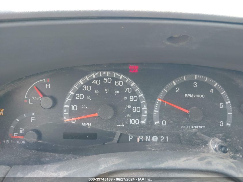 1999 Ford F-150 Lariat/Work Series/Xl/Xlt VIN: 1FTRX18W9XKB45134 Lot: 39745169