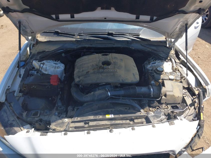 2017 Jaguar Xe 25T Premium VIN: SAJAD4BG3HA951746 Lot: 39745276