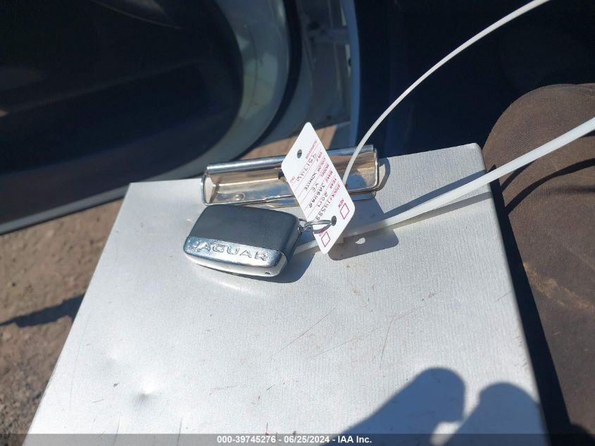 2017 Jaguar Xe 25T Premium VIN: SAJAD4BG3HA951746 Lot: 39745276